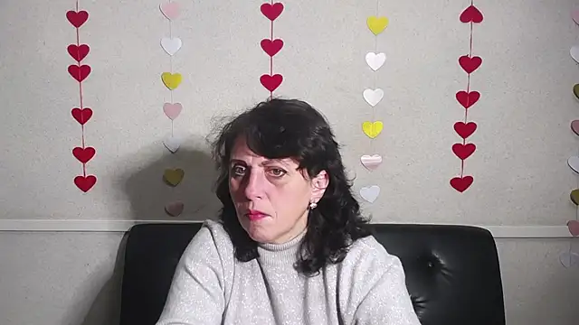 LuciaMii online show from January 2025 06:06:01 PM