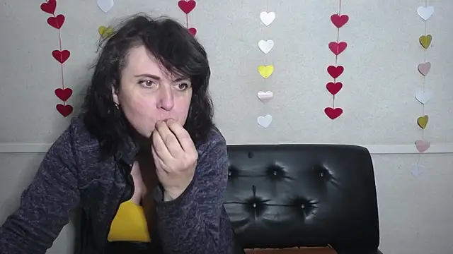 LuciaMii online show from February 2025 09:16:01 AM