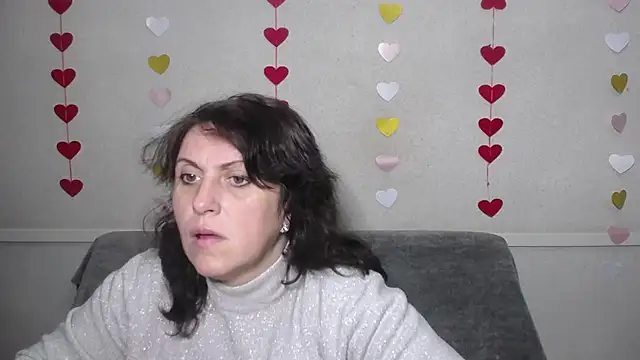 LuciaMii online show from February 2025 05:56:01 AM