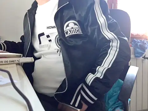 zwc147369 online show from October 2025 03:42:01 PM