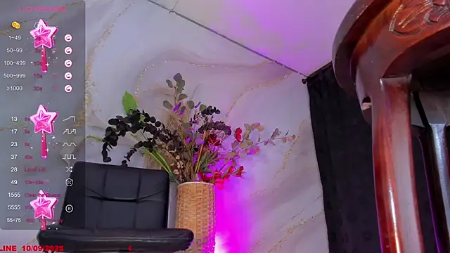 Karla-Ebony online show from September 2025 01:44:02 PM