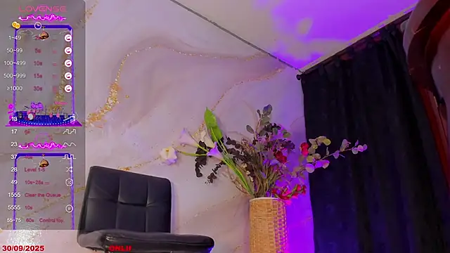 Karla-Ebony online show from September 2025 02:00:02 PM