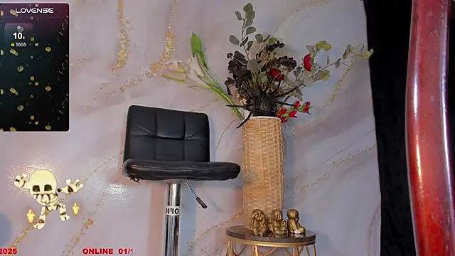 Karla-Ebony online show from November 2025 09:17:02 PM