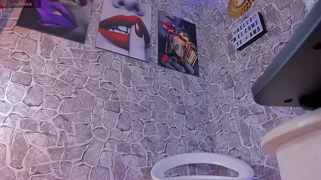 Snapshot of Karla-Ebony chatting on March 2026 02:44:02 AM Karla-Ebony online show from March 2026 02:44:02 AM