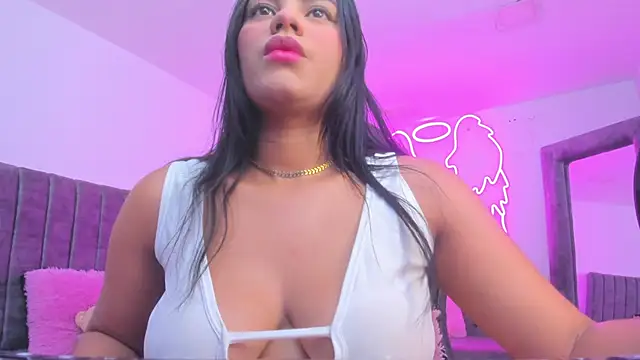 Snapshot of silvana__miller chatting on February 2026 12:23:02 PM silvana miller online show from February 2026 12:23:02 PM