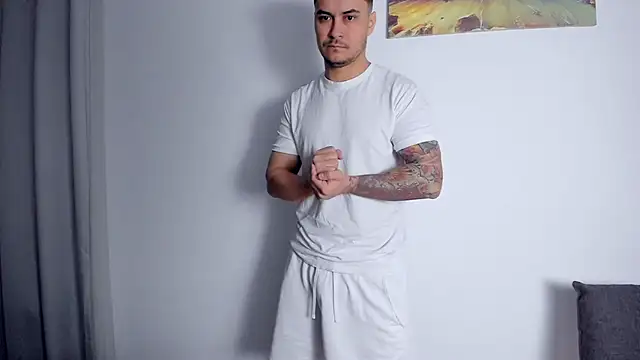 MatMalonne online show from January 2025 05:35:02 AM