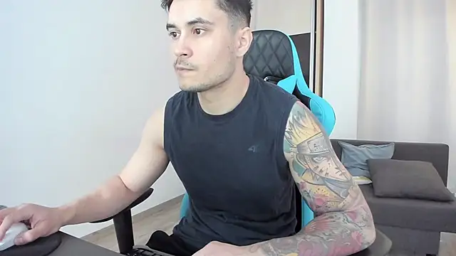 MatMalonne online show from January 2025 06:25:02 AM