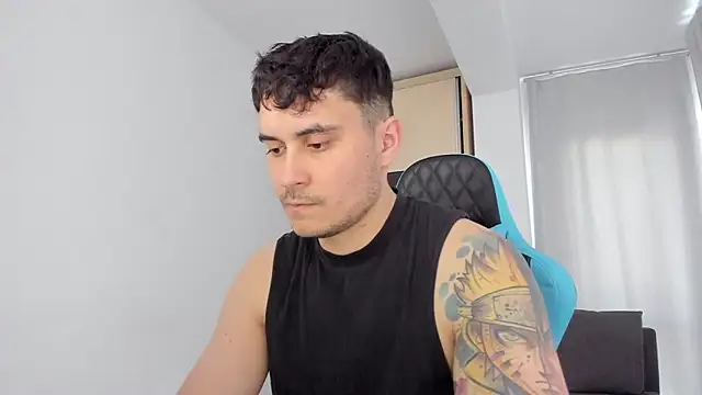 MatMalonne online show from March 2025 02:04:02 PM