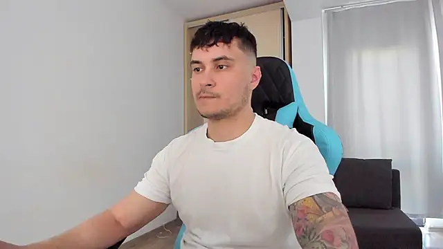 MatMalonne online show from March 2025 12:55:02 PM