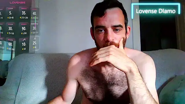 Snapshot of _NakedChef_ chatting on September 2025 07:10:02 AM NakedChef online show from September 2025 07:10:02 AM