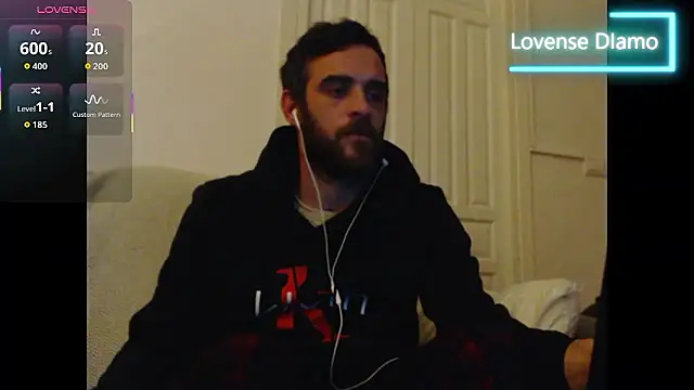 Snapshot of _NakedChef_ chatting on January 2026 11:20:01 PM NakedChef online show from January 2026 11:20:01 PM