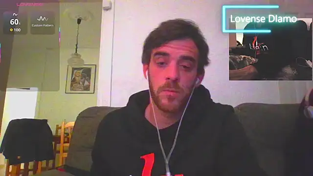 Snapshot of _NakedChef_ chatting on February 2026 12:09:02 AM NakedChef online show from February 2026 12:09:02 AM