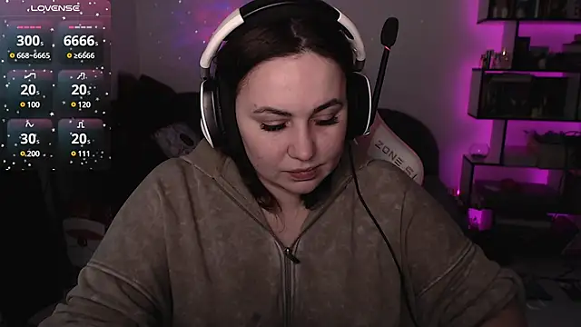 Snapshot of SexyWitch_666 chatting on January 2025 06:49:01 PM SexyWitch 666 online show from January 2025 06:49:01 PM