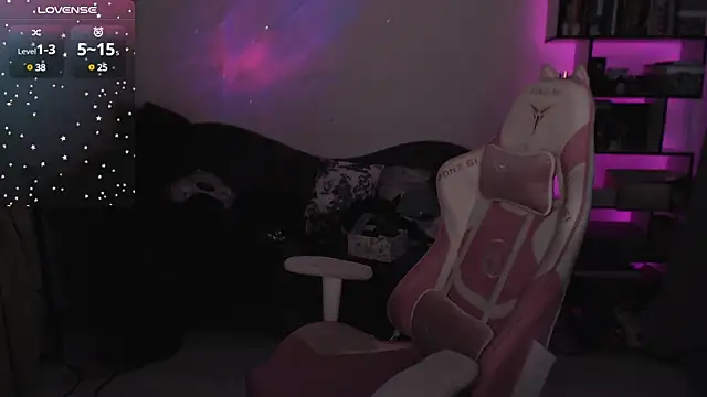 Snapshot of SexyWitch_666 chatting on January 2025 07:57:01 AM SexyWitch 666 online show from January 2025 07:57:01 AM