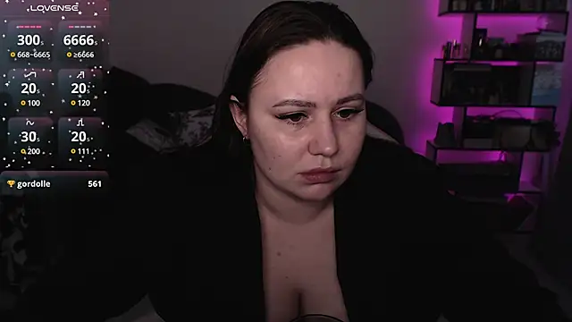 Snapshot of SexyWitch_666 chatting on January 2025 10:40:02 AM SexyWitch 666 online show from January 2025 10:40:02 AM