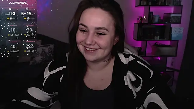 Snapshot of SexyWitch_666 chatting on March 2025 10:57:01 AM SexyWitch 666 online show from March 2025 10:57:01 AM