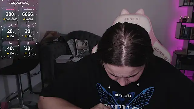 Snapshot of SexyWitch_666 chatting on October 2025 10:02:02 AM SexyWitch 666 online show from October 2025 10:02:02 AM