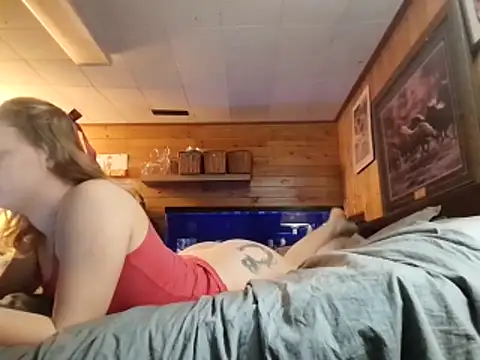 Snapshot of Ryan_and_Aurora chatting on February 2026 11:10:02 PM Ryan and Aurora online show from February 2026 11:10:02 PM