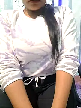 Snapshot of N-Natasha chatting on January 2025 04:00:01 PM N-Natasha online show from January 2025 04:00:01 PM