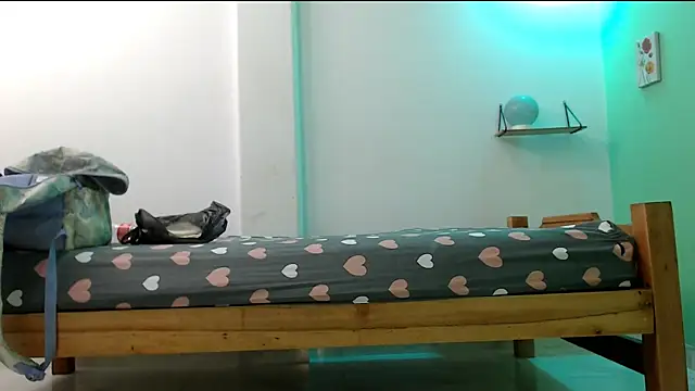 evaleribigtits18 online show from March 2026 01:54:02 AM