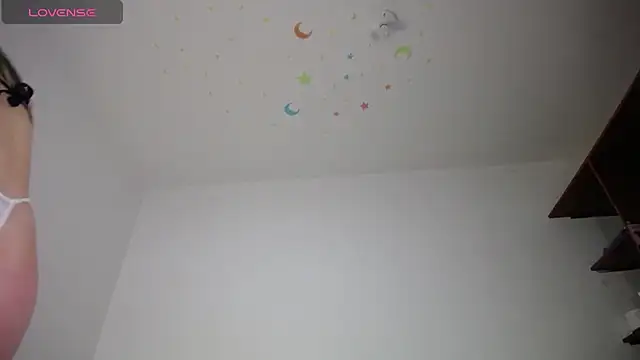 Laila Laly online show from December 2024 10:23:02 PM