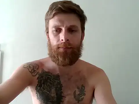 Snapshot of SkullTatto chatting on February 2026 01:16:02 PM SkullTatto online show from February 2026 01:16:02 PM