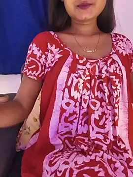 Snapshot of yhona_darling chatting on May 2026 01:15:02 PM yhona darling online show from May 2026 01:15:02 PM