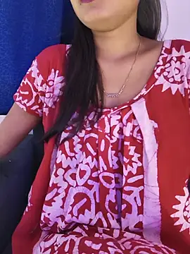 Snapshot of yhona_darling chatting on June 2026 04:28:02 AM yhona darling online show from June 2026 04:28:02 AM