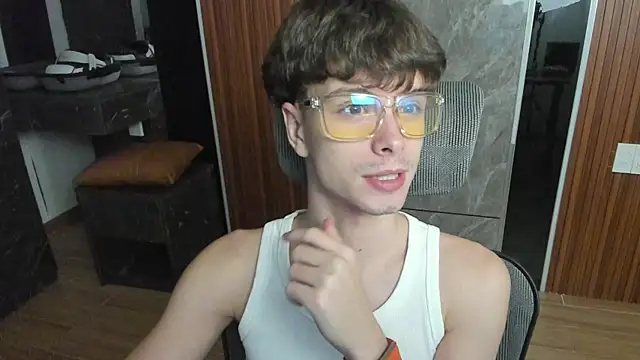calvin love you online show from June 2026 05:13:02 PM
