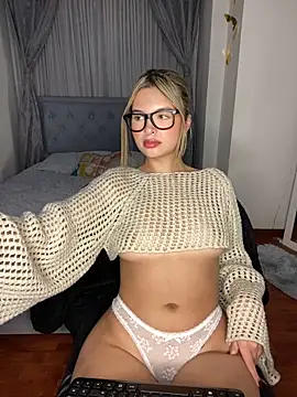 Odett  online show from March 2025 04:40:02 AM