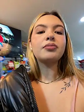 Odett  online show from October 2025 02:44:01 AM