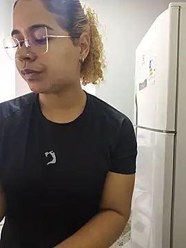 Snapshot of VitoriaFernandes chatting on July 2026 02:52:01 PM VitoriaFernandes online show from July 2026 02:52:01 PM