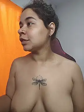 Snapshot of VitoriaFernandes chatting on July 2026 08:52:02 PM VitoriaFernandes online show from July 2026 08:52:02 PM