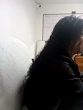 alexa-cooper- online show from December 2024 03:16:01 PM