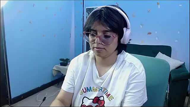 X CHERRY XX online show from June 2026 01:34:02 AM