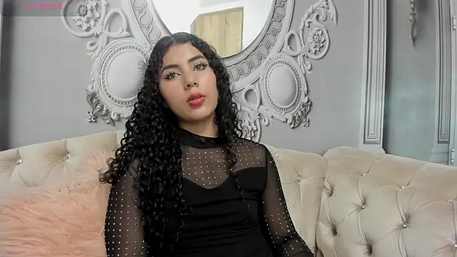 Snapshot of joselyn_sexy_ chatting on February 2025 09:22:01 PM joselyn sexy online show from February 2025 09:22:01 PM