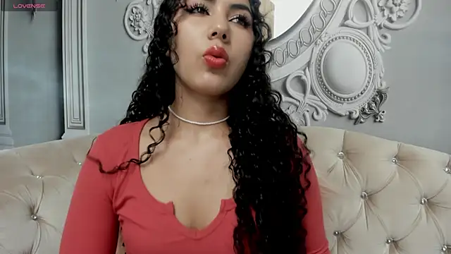 Snapshot of joselyn_sexy_ chatting on March 2025 08:51:02 PM joselyn sexy online show from March 2025 08:51:02 PM