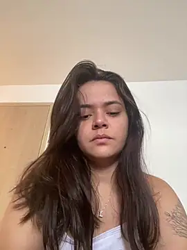 Snapshot of rebeccaareys chatting on December 2024 03:11:02 PM rebeccaareys online show from December 2024 03:11:02 PM