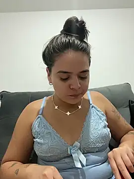 Snapshot of rebeccaareys chatting on February 2025 01:23:01 AM rebeccaareys online show from February 2025 01:23:01 AM