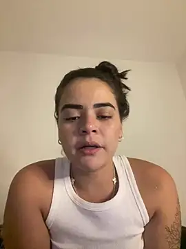 Snapshot of rebeccaareys chatting on February 2025 12:19:02 AM rebeccaareys online show from February 2025 12:19:02 AM