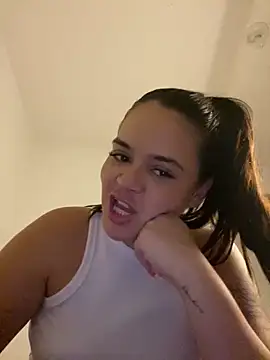 Snapshot of rebeccaareys chatting on March 2025 12:09:02 AM rebeccaareys online show from March 2025 12:09:02 AM