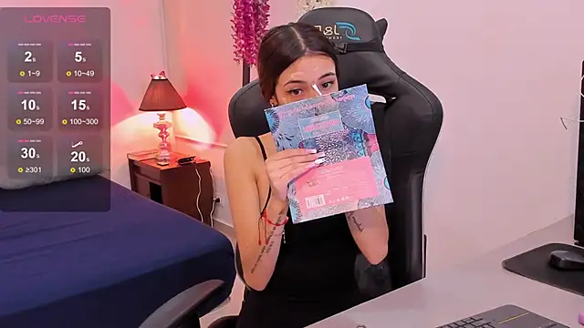 sofiarouge online show from February 2025 08:03:01 PM