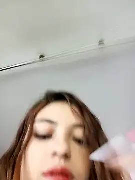 sofiarouge online show from September 2025 08:19:01 PM