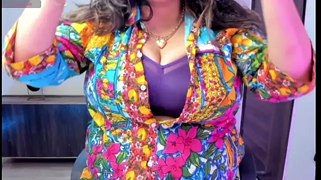 Gulabi Queen online show from March 2025 11:00:01 AM