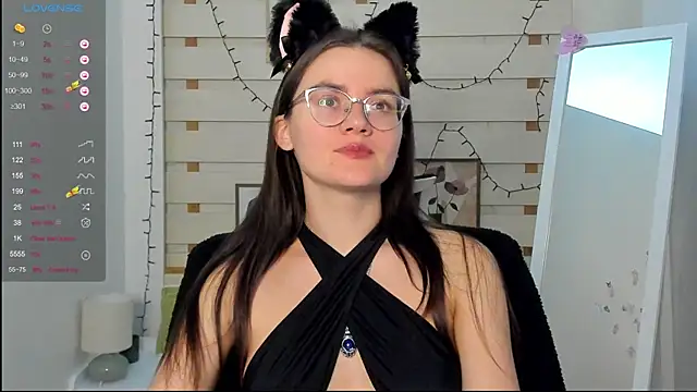 Snapshot of Josephine_jo chatting on October 2025 05:48:02 PM Josephine jo online show from October 2025 05:48:02 PM