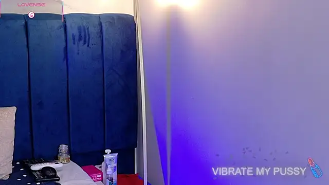 ebonydreams01 online show from March 2026 11:27:01 AM