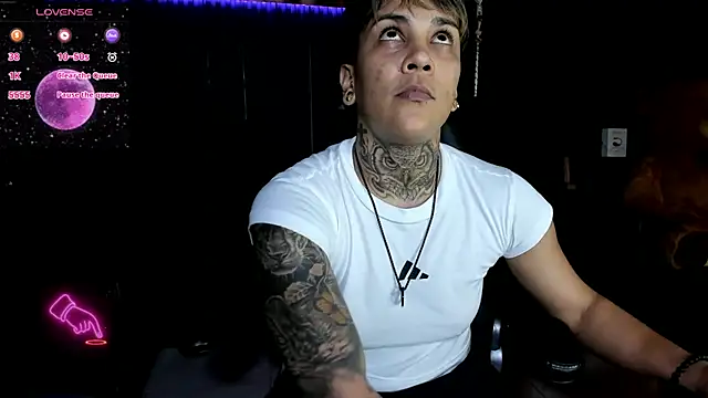 ZhoeStrong online show from March 2025 08:23:02 PM