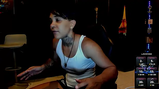 ZhoeStrong online show from September 2025 09:14:02 PM