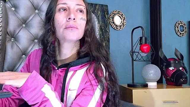 LusstCruella online show from April 2026 11:59:01 AM