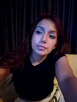 Snapshot of Lau1127 chatting on December 2025 03:33:02 AM Lau1127 online show from December 2025 03:33:02 AM